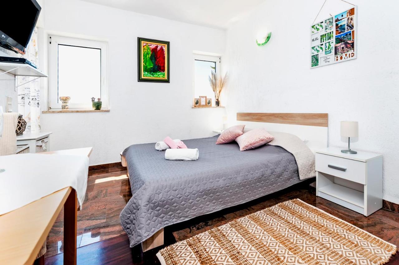 Rooms Daria Rovinj Exterior foto